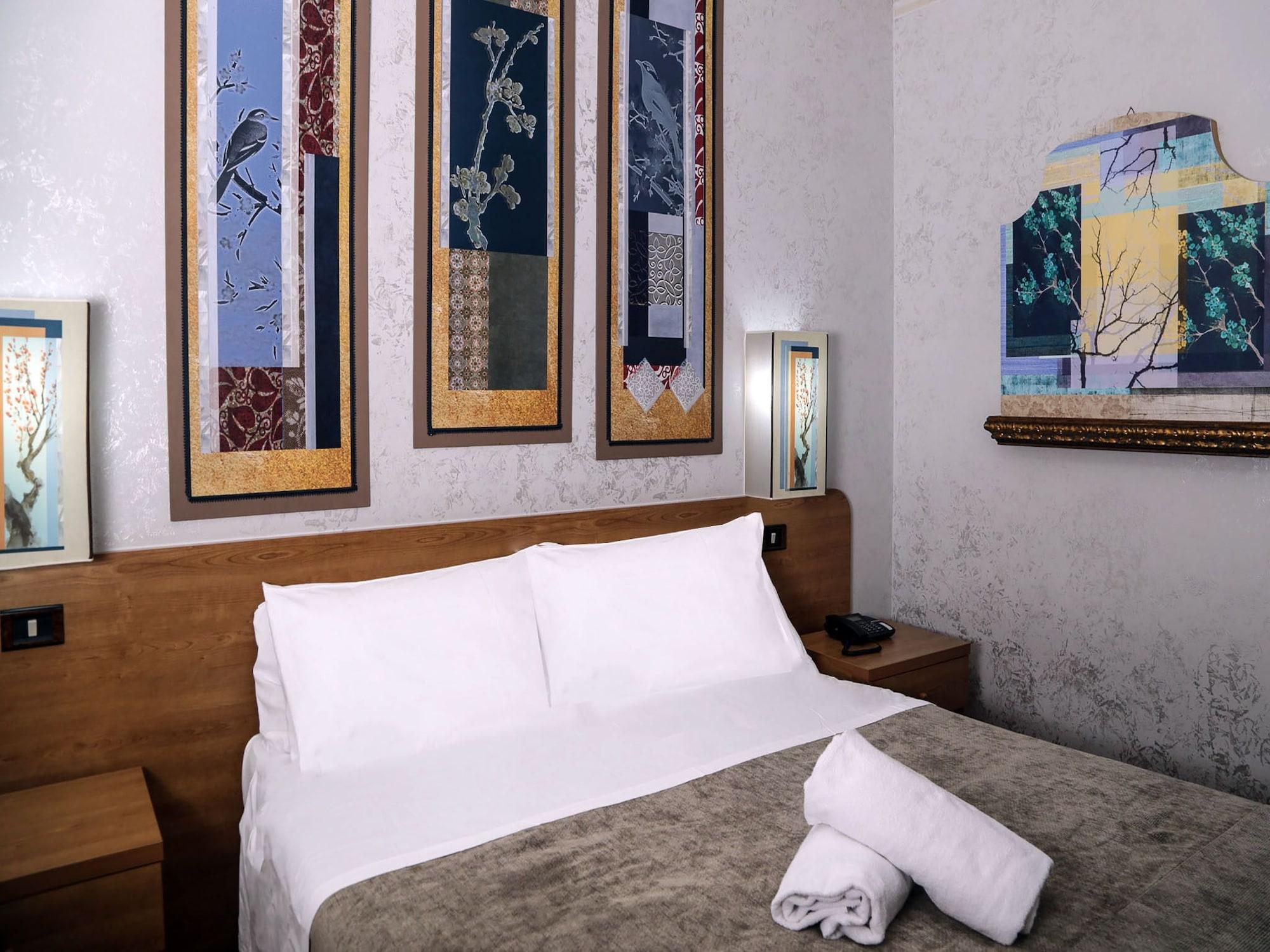 Roma Room Hotel Esterno foto