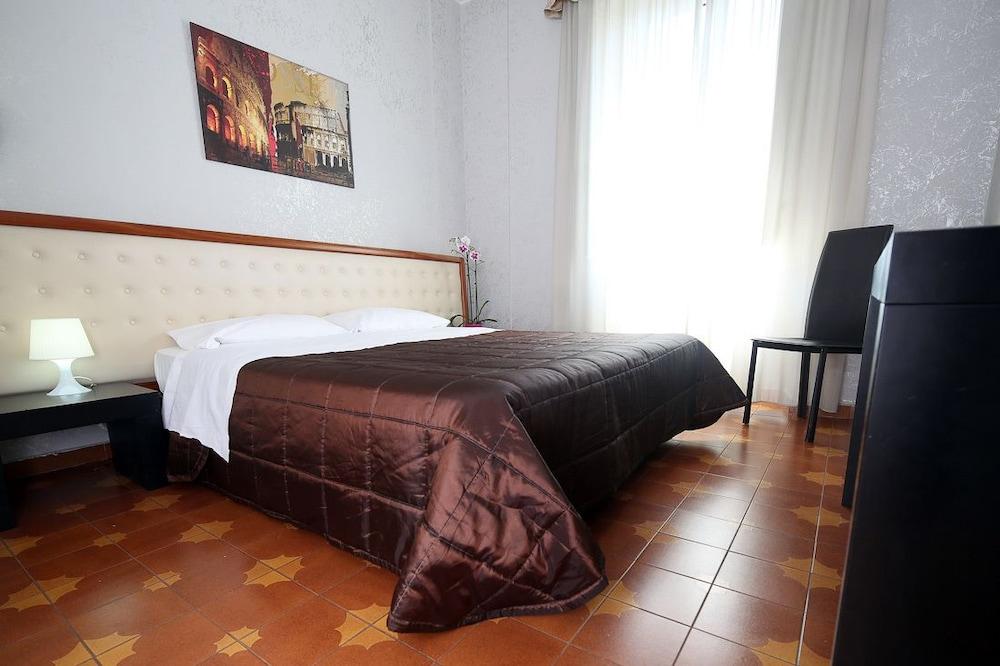 Roma Room Hotel Esterno foto