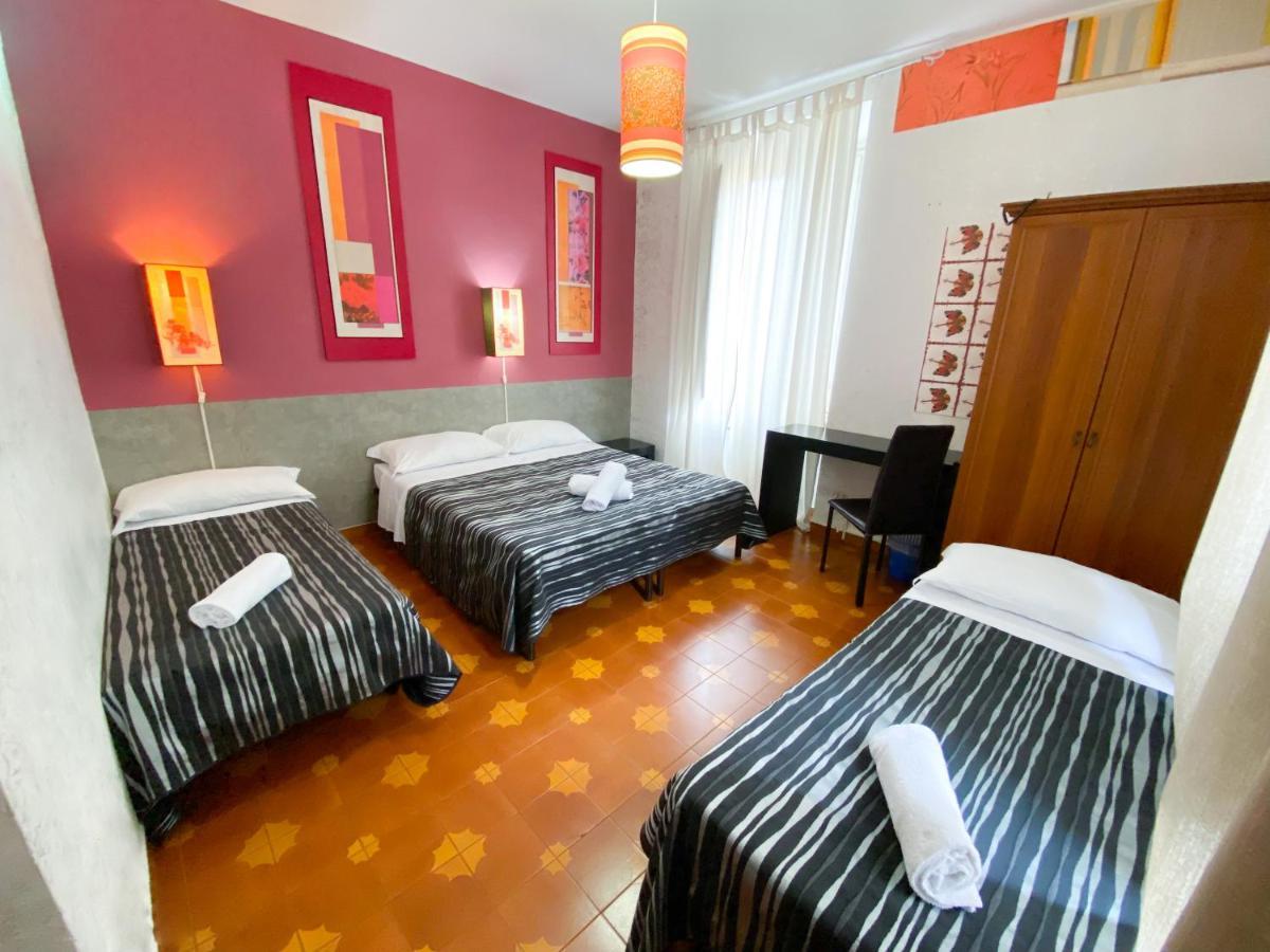 Roma Room Hotel Esterno foto